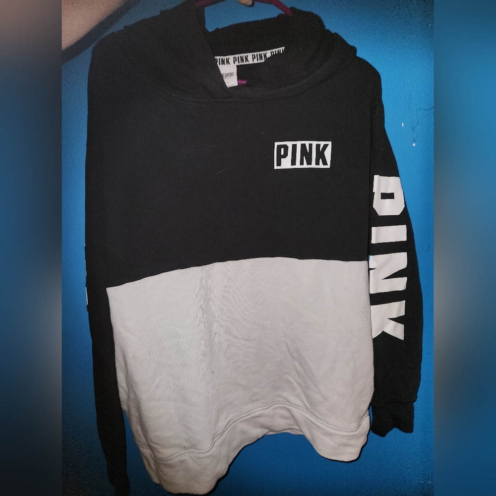 PINK Victoria Secret pullover hoodie. Size small